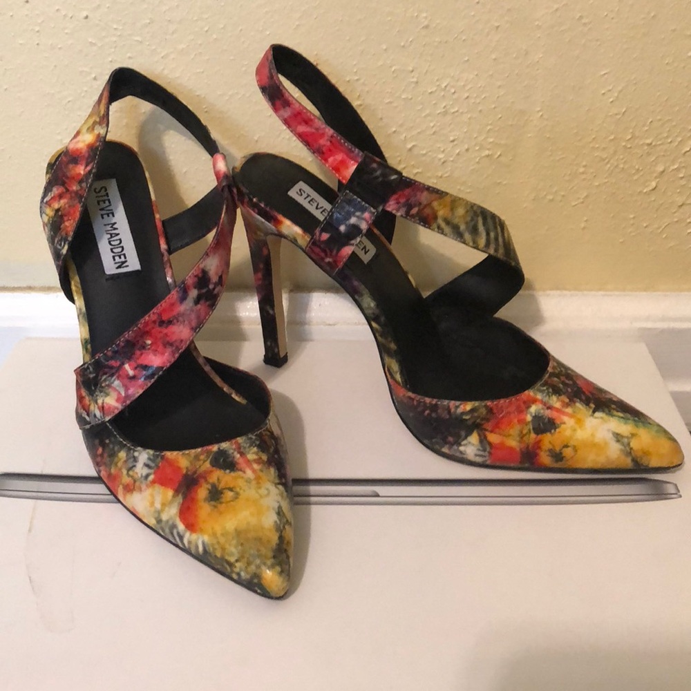Steve Madden Pumps